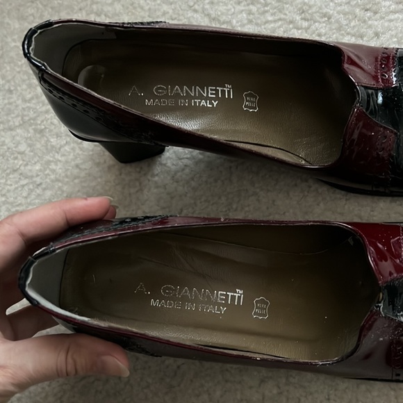 Women's Black and Burgundy Heels - Picture 3 of 7